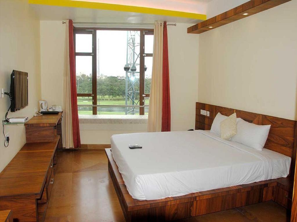 העיר בנגלור Mak Hotel מראה חיצוני תמונה